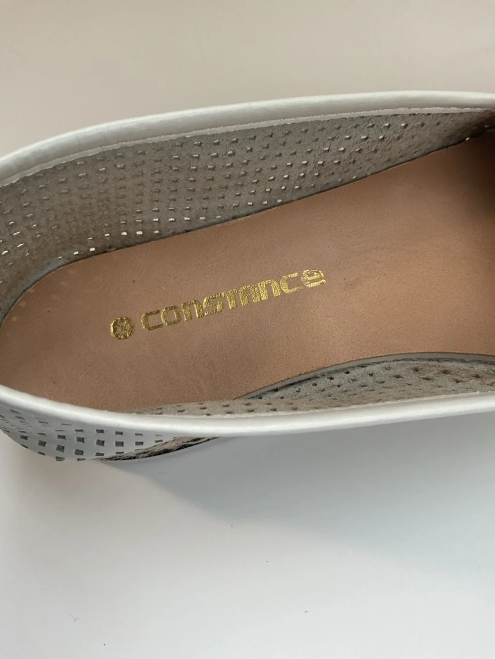 Women’s White Perforated Espadrille Slip On Flats Size 6 Lightweight Comfort